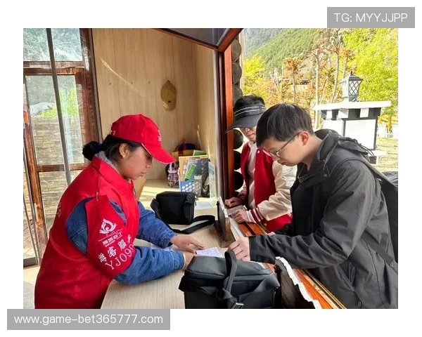 12bet手机网专业的客户服务团队，全天候在线为你提供贴心的技术支持